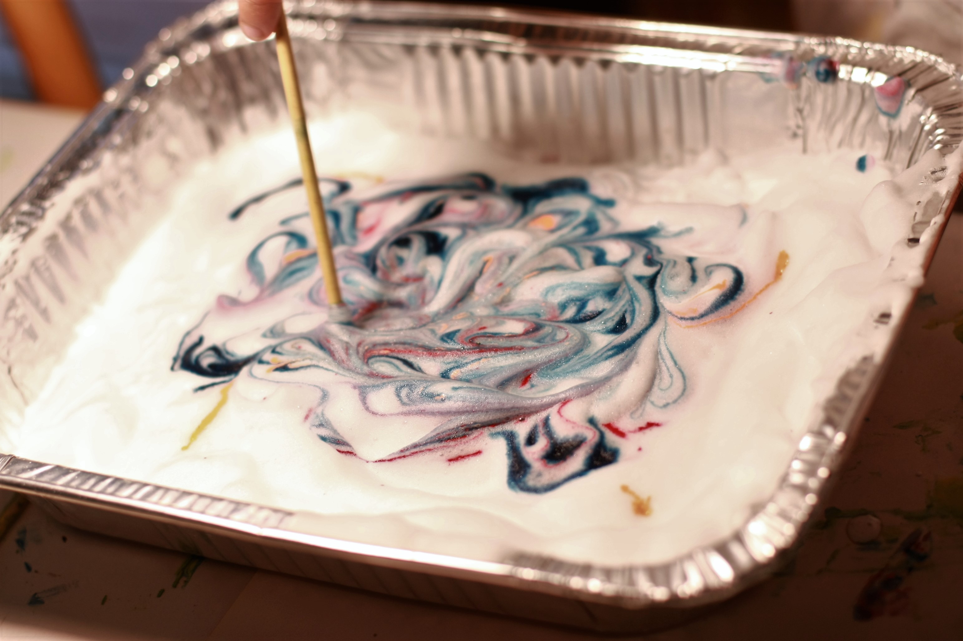 shaving cream in tin